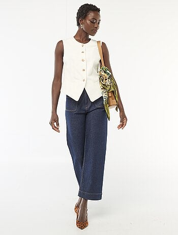 Chaleco de traje con botones dorados