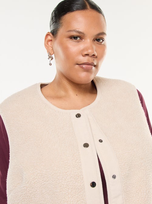 Chaleco sin mangas efecto borreguito - Kiabi