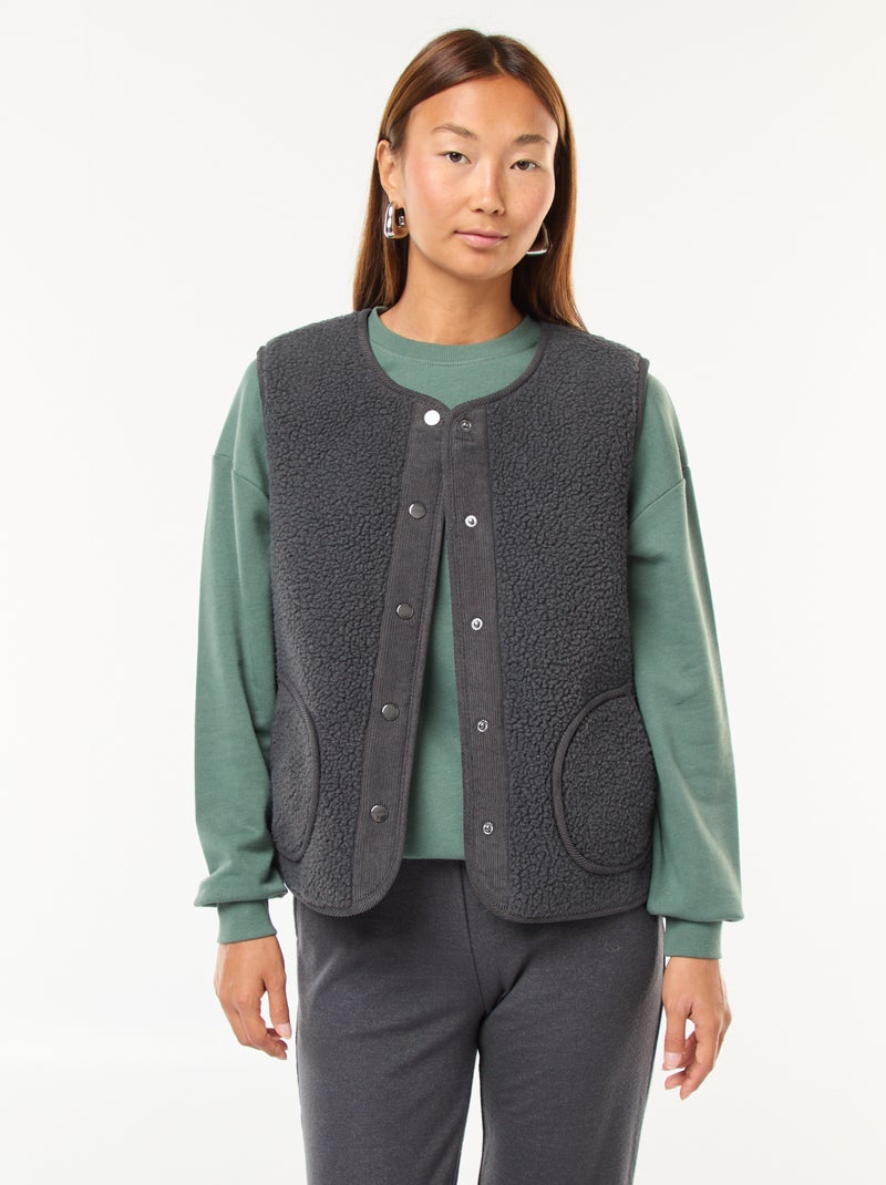 Chaleco sin mangas en sherpa Gris - Kiabi