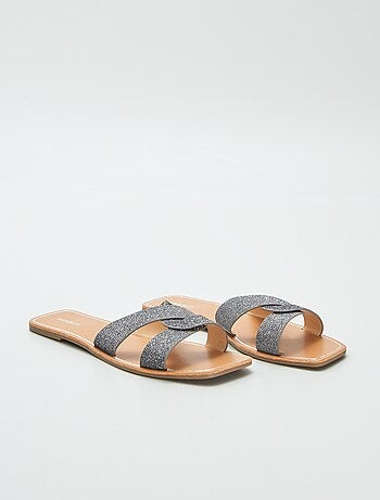 Chanclas con brillos