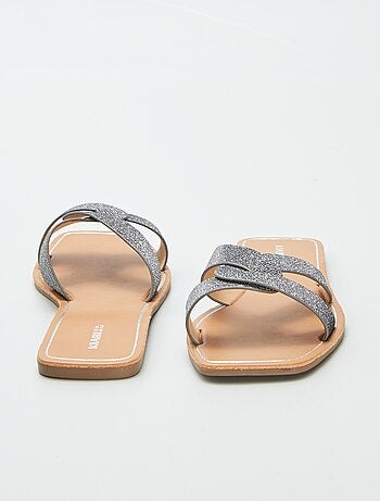 Chanclas con brillos