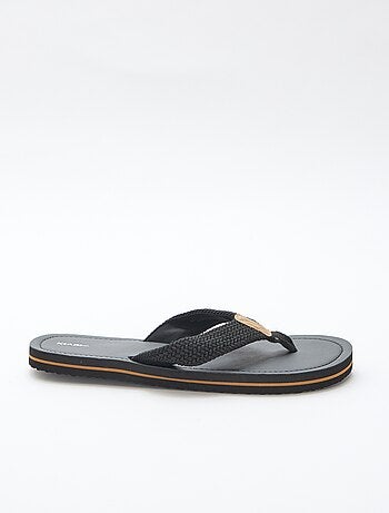 Chanclas con tiras textiles