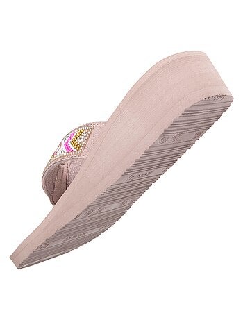 Chanclas con un tacón cómodo y ligero de 4 cm Isotoner