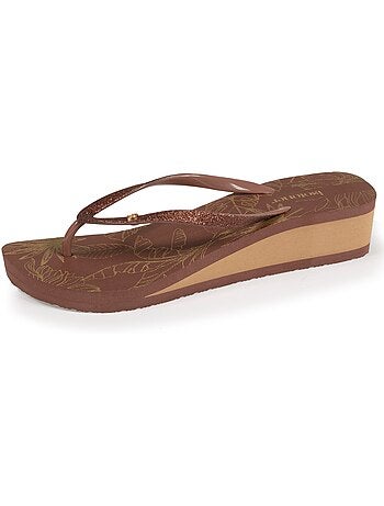 Chanclas con un tacón ultracómodo de 4 cm isotoner
