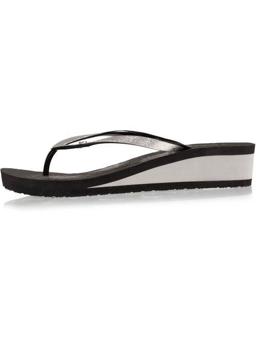 Chanclas con un tacón ultracómodo de 4 cm isotoner - Kiabi Chanclas con un tacón ultracómodo de 4 cm isotoner - Kiabi