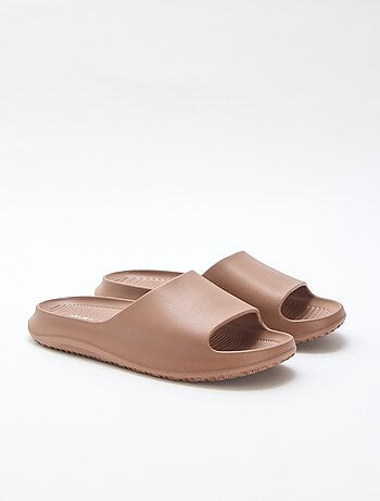 Chanclas de piscina con plataforma