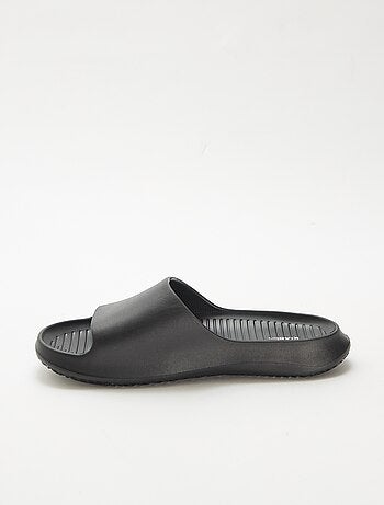 Chanclas de piscina con plataforma