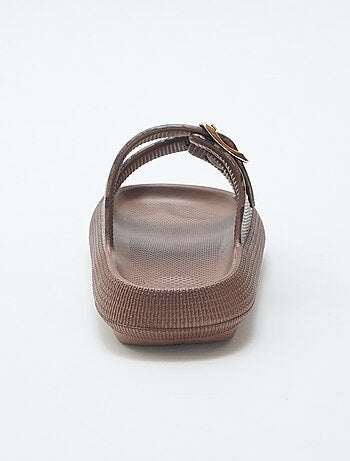 Chanclas de piscina