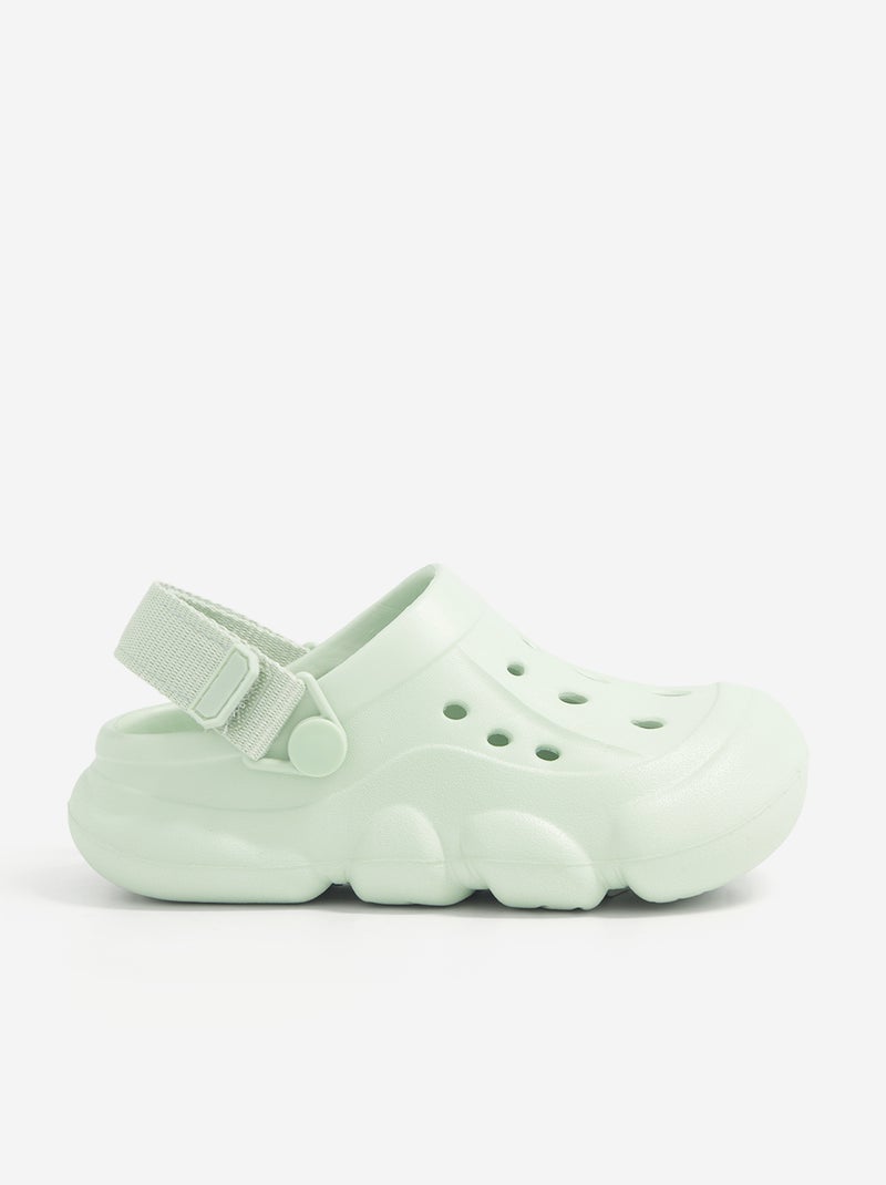 Chanclas de playa cerradas Verde - Kiabi