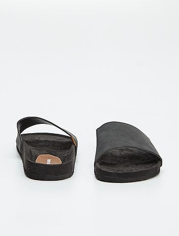 Chanclas en dos materiales