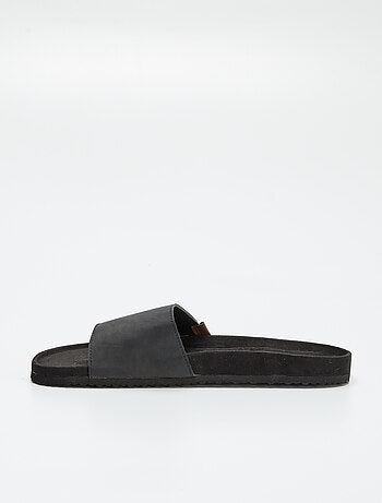 Chanclas en dos materiales