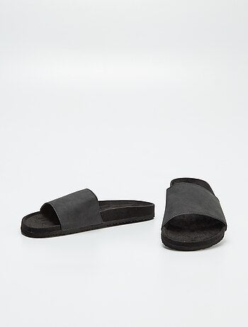 Chanclas en dos materiales