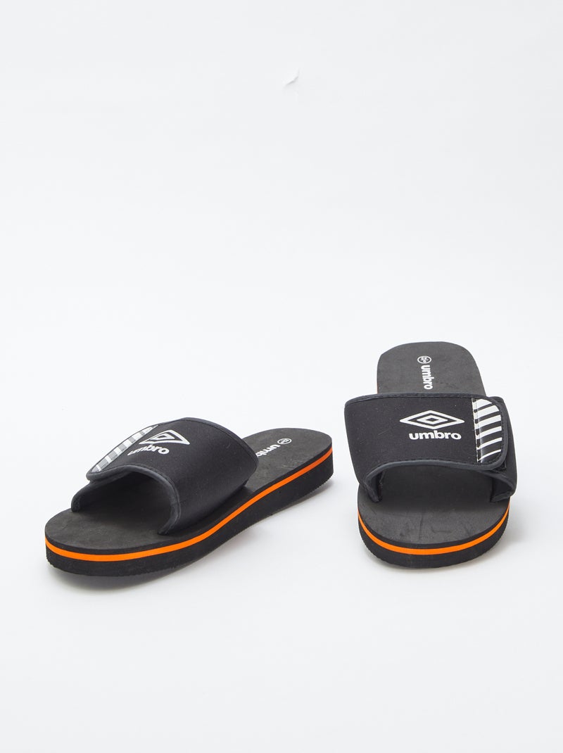Chanclas 'Umbro' NEGRO - Kiabi