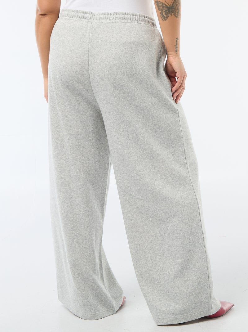 Ch ndal Ancho Liso Gris Tallas Grandes Mujer 15 00 Kiabi ch-ndal-ancho-liso-gris-tallas-grandes-mujer-15-00-kiabi