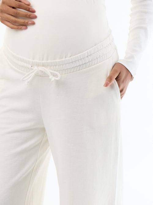 Chándal de maternidad wide leg de felpa francesa - Kiabi Chándal de maternidad wide leg de felpa francesa - Kiabi