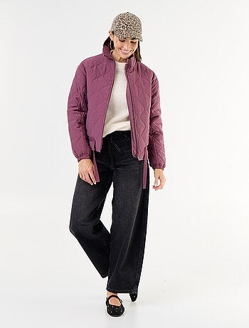 Chaqueta acolchada ajustable en la cintura