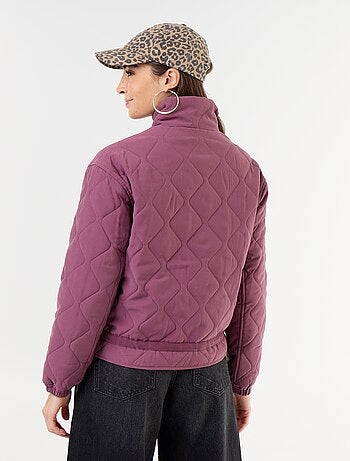 Chaqueta acolchada ajustable en la cintura