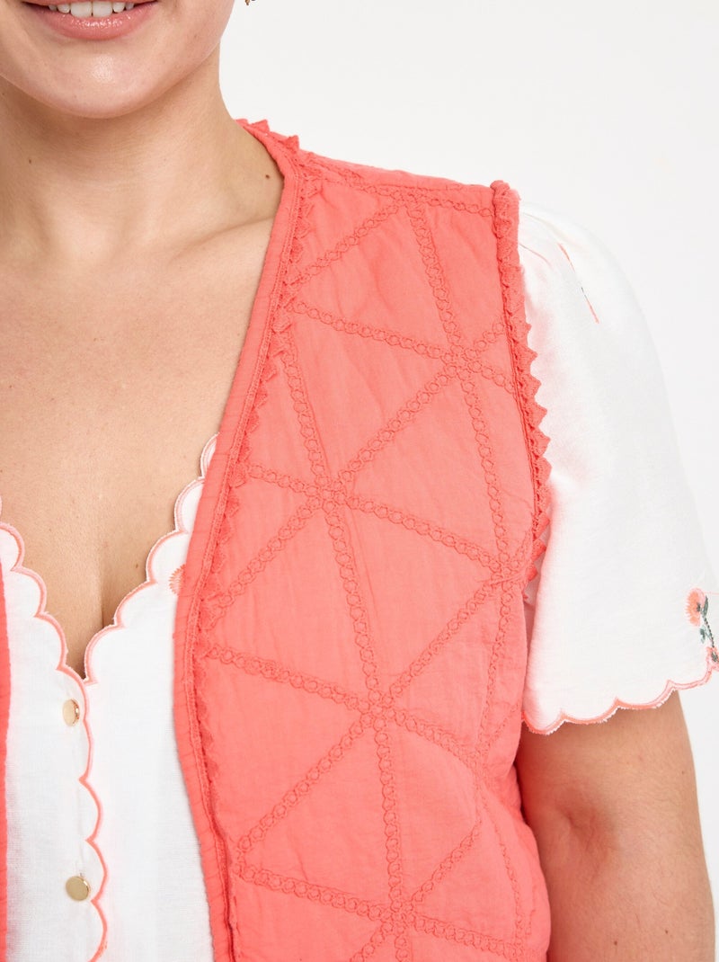 Chaqueta acolchada bordada sin mangas - AFIBEL Coral - Kiabi