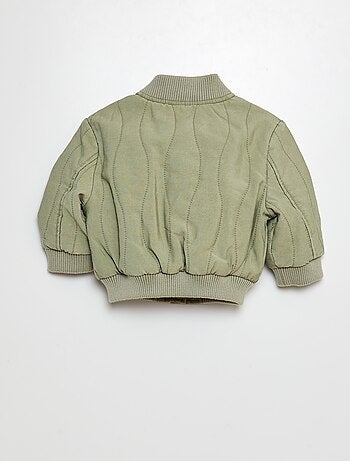 Chaqueta acolchada con automáticos