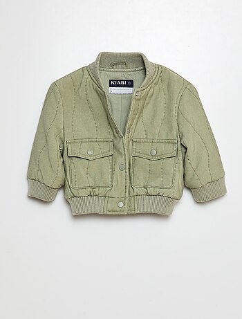 Chaqueta acolchada con automáticos