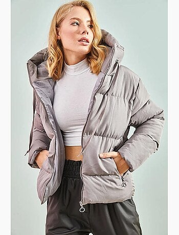 Chaqueta acolchada con capucha de bianco lucci