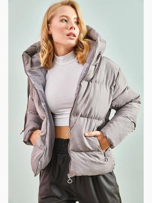 Chaqueta acolchada con capucha de bianco lucci - Kiabi Chaqueta acolchada con capucha de bianco lucci - Kiabi