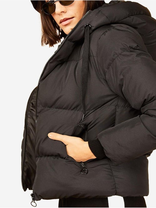 Chaqueta acolchada con capucha de bianco lucci - Kiabi Chaqueta acolchada con capucha de bianco lucci - Kiabi