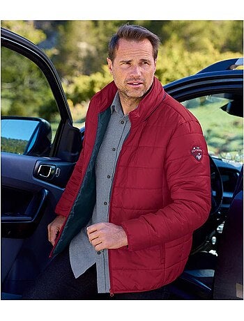 Chaqueta acolchada con capucha oculta y cuello alto con cremallera