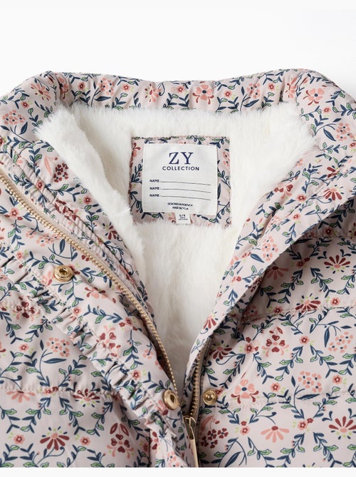 Chaqueta acolchada floral con capucha y forro de peluche - Kiabi Chaqueta acolchada floral con capucha y forro de peluche - Kiabi