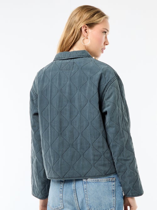 Chaqueta acolchada lisa con cuello camisero - Kiabi