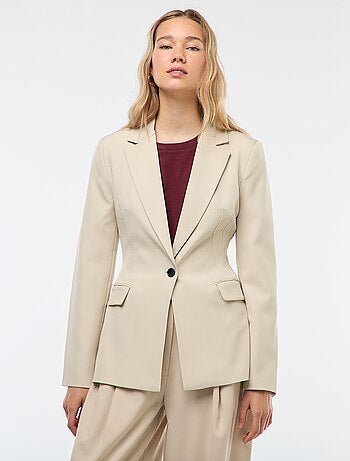 Chaqueta blazer corte entallado