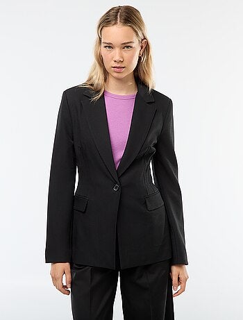 Chaqueta blazer corte entallado