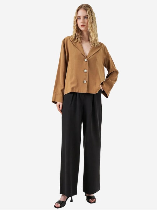Chaqueta blazer oversize con cierre de botones bdart - Kiabi Chaqueta blazer oversize con cierre de botones bdart - Kiabi