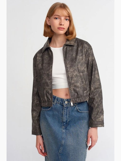 Chaqueta bomber corta de polipiel dilvin - Kiabi Chaqueta bomber corta de polipiel dilvin - Kiabi