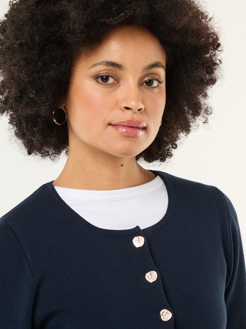 Chaqueta con botones dorados - Kiabi