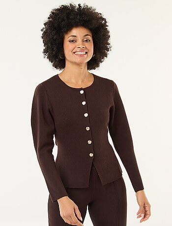 Chaqueta con botones dorados