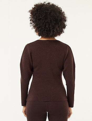 Chaqueta con botones dorados