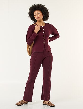 Chaqueta con botones dorados