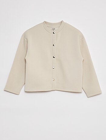 Chaqueta con botones magnéticos