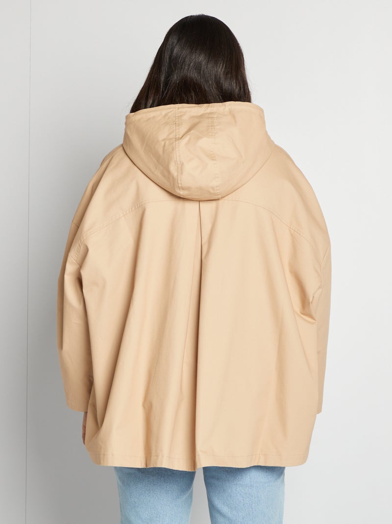 Chaqueta con capucha corte trapecio BEIGE - Kiabi