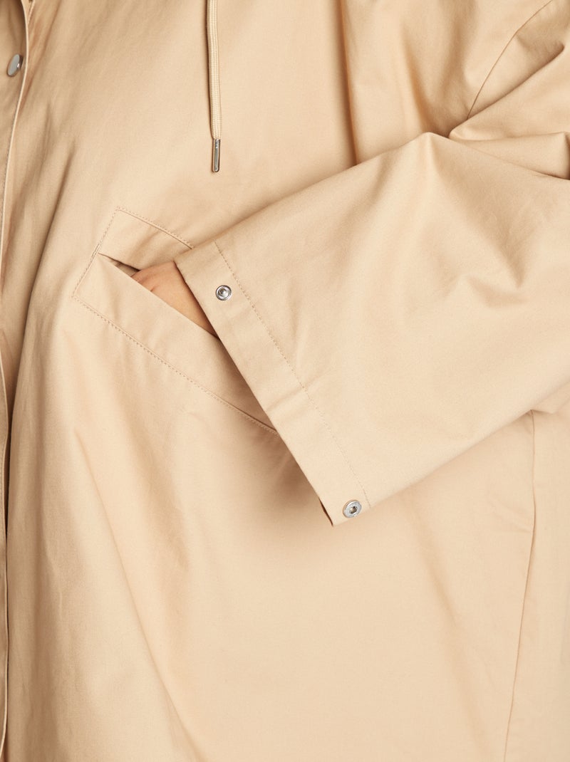 Chaqueta con capucha corte trapecio BEIGE - Kiabi