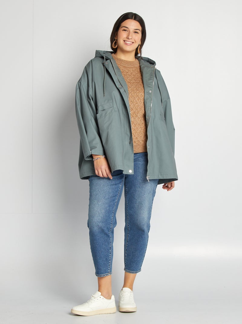 Chaqueta con capucha corte trapecio VERDE - Kiabi