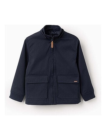 Chaqueta con capucha desmontable