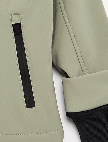 Chaqueta con capucha forrada de micropolar