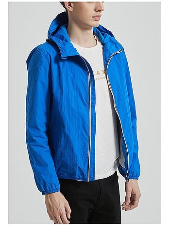 Chaqueta con capucha Kebello