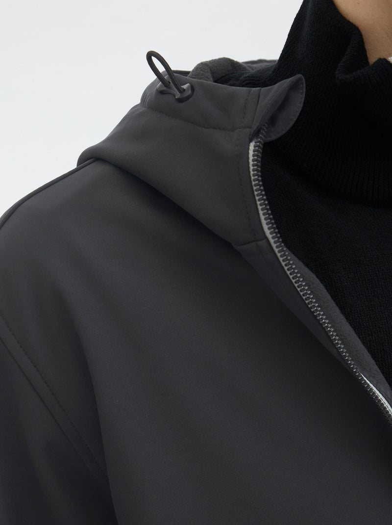 Chaqueta con capucha softshell lisa 'JJ Rebel' Negro - Kiabi