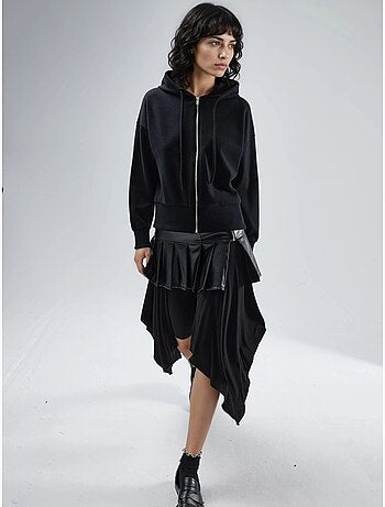 Chaqueta con cremallera y capucha con bolsillos busem