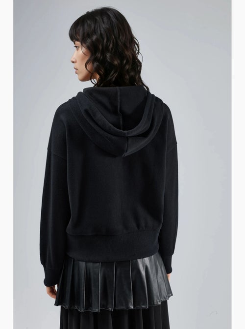 Chaqueta con cremallera y capucha con bolsillos busem - Kiabi Chaqueta con cremallera y capucha con bolsillos busem - Kiabi