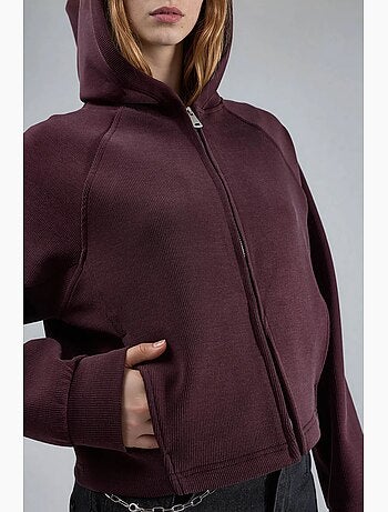 Chaqueta con cremallera y capucha con detalle elástico busem