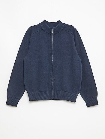 Chaqueta con cremallera y cuello alto